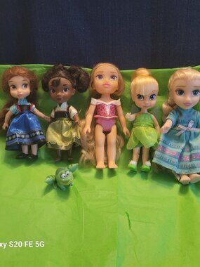 Disney Animator dolls and friends